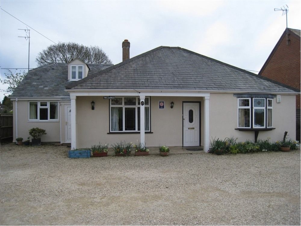 Laurels Guesthouse Witney Εξωτερικό φωτογραφία