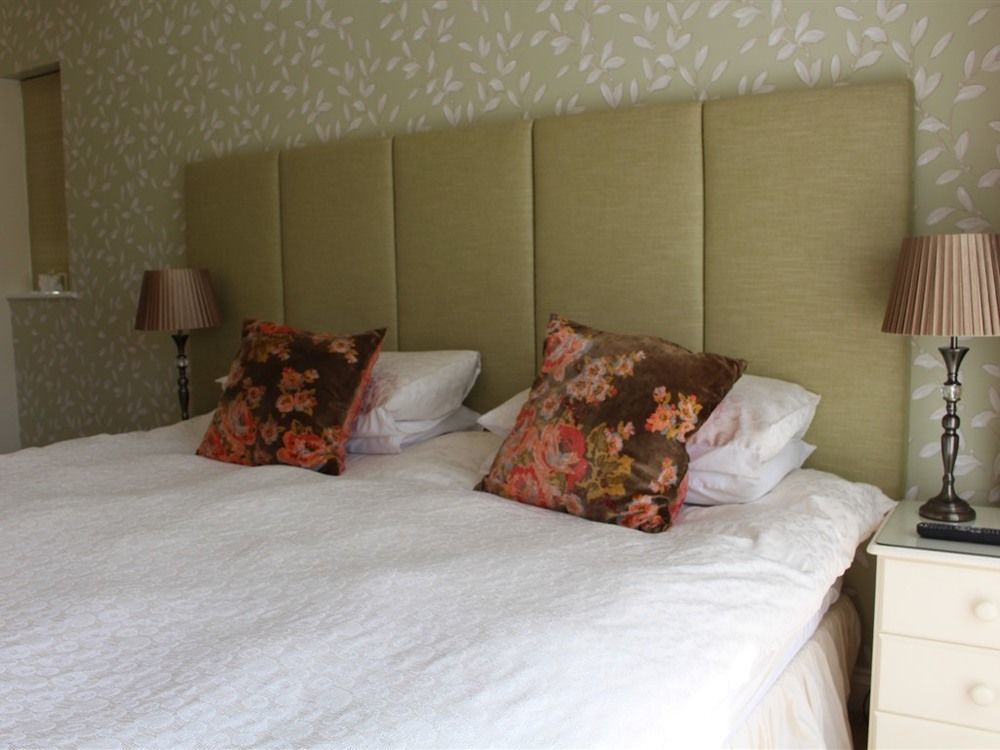 Laurels Guesthouse Witney Εξωτερικό φωτογραφία